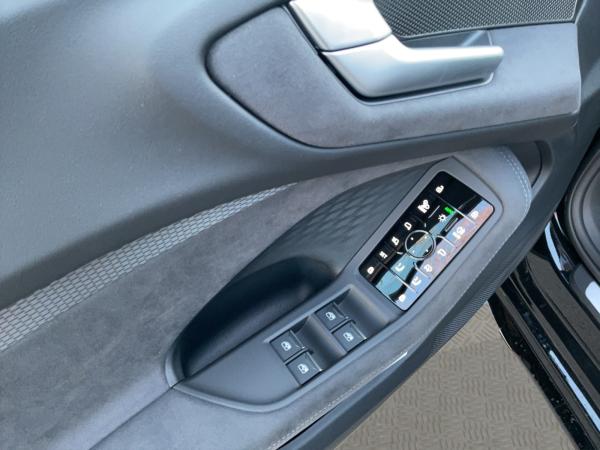 Audi A5 Limousine e-hybrid 270 KW / Tech pro / HuD / AHK / PANO / B&O / Sportsitze plus