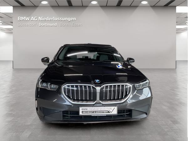 BMW 520 d xDrive Touring AHK/Standheizung **inkl. Winterräder**