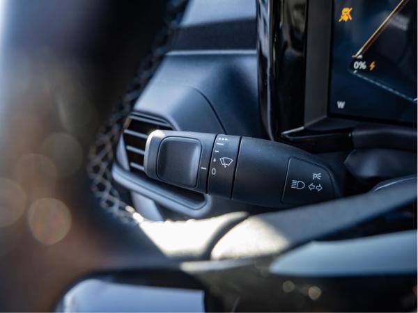 Ford Transit Courier Elektro Trend 54KWh NAVI KAMERA ACC TWA PPS hinten uvm. -Sonderpreis K.T.- Ford Transit Courier Elektro Trend 54KWh NAVI KAMERA ACC TWA PPS hinten uvm. -Sonderpreis K.T.-