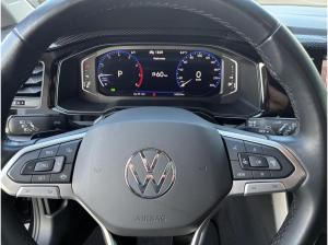 Volkswagen Polo 1.0 TSI DSG+GJR+NAVI+LED+CARPLAY+PDC+SHZ