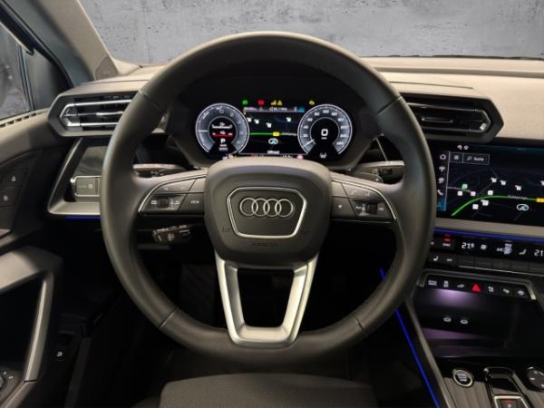 Audi A3 Sportback 40 TFSIe S line MATRIX SONOS AHK KAMERA 17 NAVI ACC 5-J-GARANTIE