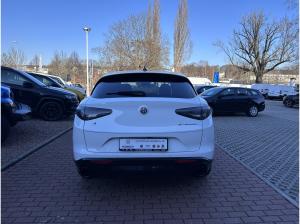 Alfa Romeo Stelvio Veloce Q4 AHK