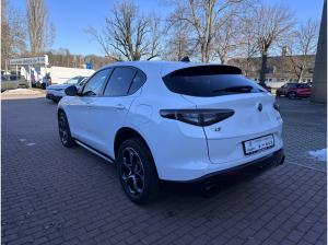 Alfa Romeo Stelvio Veloce Q4 AHK
