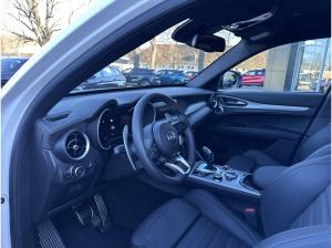Alfa Romeo Stelvio Veloce Q4 AHK