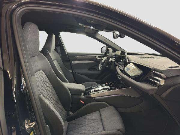 Audi A6 Avant TDI quattro 150 kW S tronic *Gewerbekunden-Aktion*