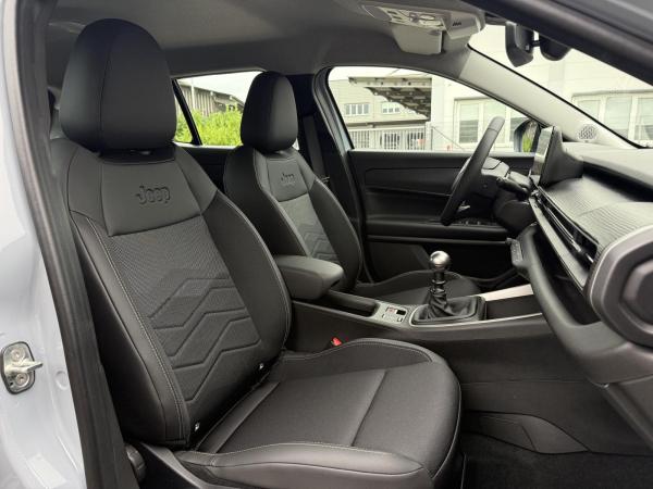 Jeep Avenger 1.2 Altitude JBL SHZ Kamera Allwetterreifen LAGERWAGEN SOFORT 2x