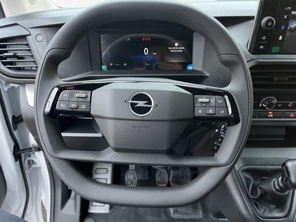 Opel Vivaro Kasten M 120 Boden, AHK, LED, 360° Allwetter