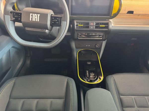 Fiat Grande Panda Elektro La Prima in 4 Farben Verfügbar Abholung Mannheim