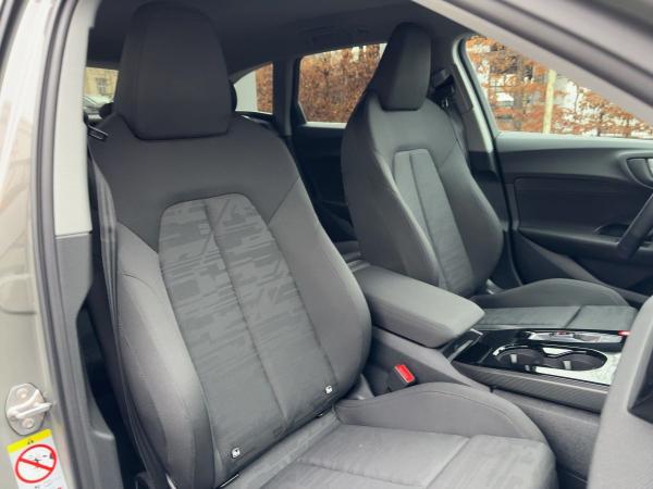 Audi A5 Avant 2.0 TFSI Tech LED Navi AHZV S tronic