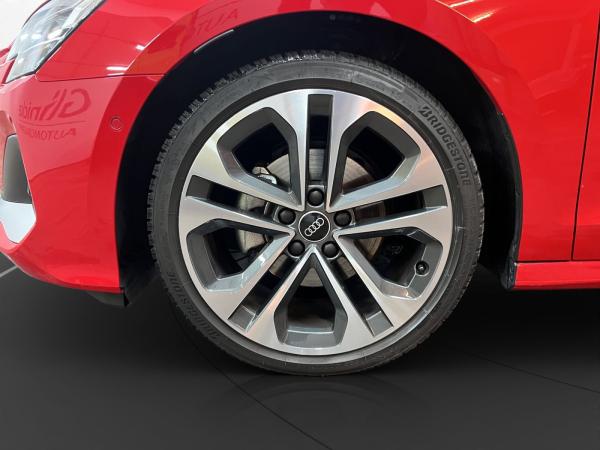 Audi A3 Limousine 35 TDI advanced AHK Matrix LM 18" Navi RFK ACC