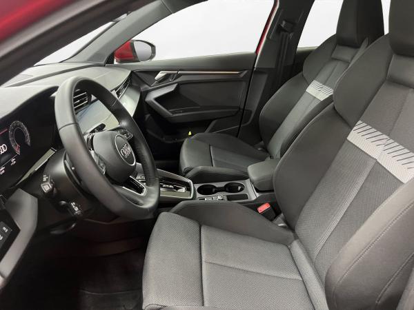 Audi A3 Limousine 35 TDI advanced AHK Matrix LM 18" Navi RFK ACC