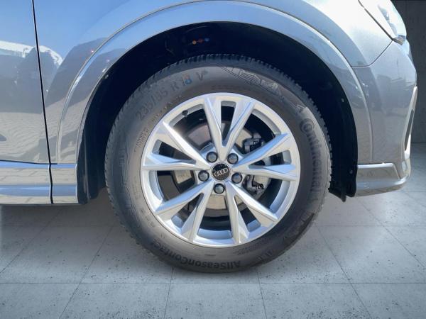 Audi Q3 SUV S line 35 TDI S tr. Cam 18 ACC FLA elHeck