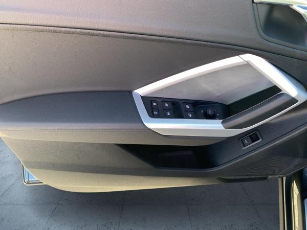 Audi Q3 SUV S line 35 TDI S tr. Cam 18 ACC FLA elHeck