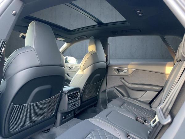 Audi Q8 TFSI e quattro S line Ext. ACC MATRIX WKR AHK *SOFORT VERFÜGBAR*