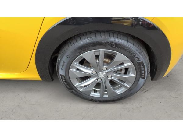 Peugeot 208 Elektro - 136 PS - Allure + Navi - Gebrauchtwagen