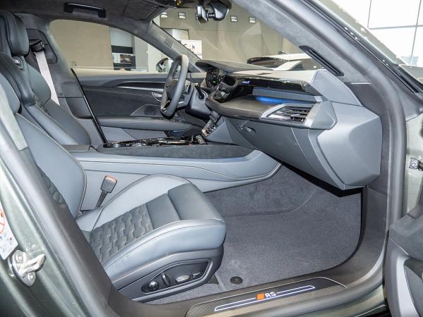 Audi e-tron performance