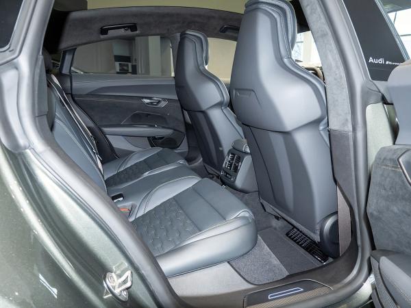 Audi e-tron performance