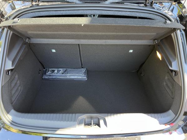 Mitsubishi Colt Select 1.6 Hybrid AT