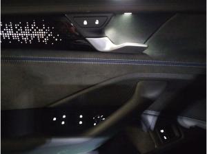 Volkswagen Passat Variant 1.5 TSI DSG eHybrid R-Line Navi AHK IQ.LIGHT - LED-Matrix-Scheinwerfer Panoramadach Sprachas