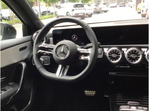 Mercedes-Benz A 180 AMG Multibeam-LED Panorama MBUX Ambiente