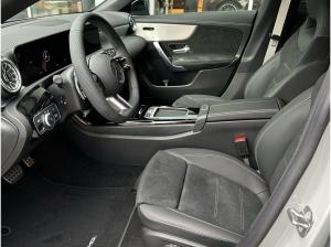 Mercedes-Benz CLA 200 Coupe AMG Multibeam Panorama AHK 360°-K.