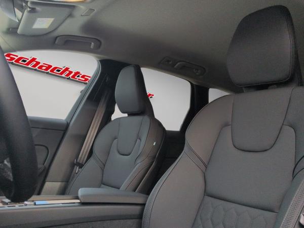 Volvo XC60 T6 AWD Plus Bright+Allwetter+Licht-Pak.