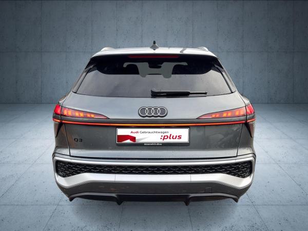 Audi Q3 TFSI S tronic ⇒ 150 PS ⇒ S-Line ⇒ LF 0,98 ⇒ Tech-Plus ⇒ Panoramadach