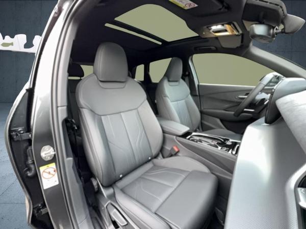 Audi Q3 TFSI S tronic ⇒ 150 PS ⇒ S-Line ⇒ LF 0,98 ⇒ Tech-Plus ⇒ Panoramadach