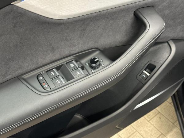 Audi Q8 SUV TDI qu. HD-MATRIX*LASERlicht*HuD*Pano*23*