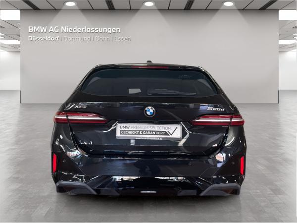 BMW 520 d xDrive Touring M Sport Standheizung AHK *Nur im März*