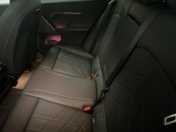 BMW 520 d xDrive Touring M Sport Standheizung AHK *Nur im März*