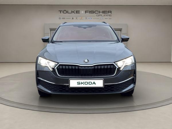 Skoda Octavia SOFORT VERFÜGBAR! Combi 2.0 TDI DSG ACC AHK Navi eHeck LED