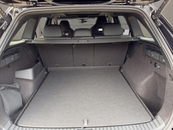 Skoda Kodiaq SOFORT VERFÜGBAR! Sportline DCC AHK Navi eHeck ACC