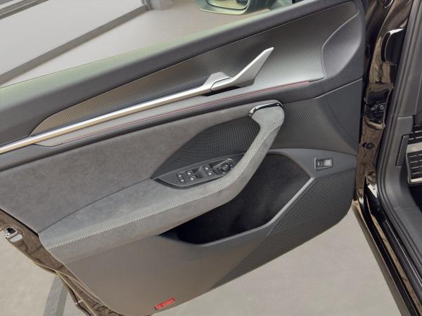 Skoda Kodiaq SOFORT VERFÜGBAR! Sportline DCC AHK Navi eHeck ACC