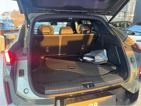 LYNK & Co 08 Lynk & Co 08 More/ 0,00 % Finanzierung/Massage/ACC/LED-MATRIX/MASSAGE