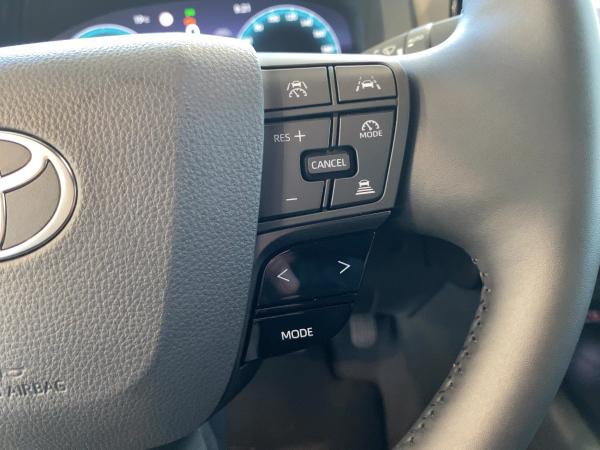 Toyota C-HR 1.8-l-VVTi Hybrid Teamplayer