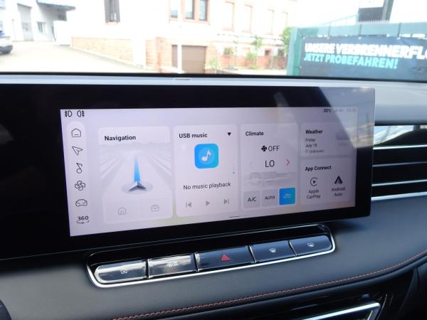 MG HS Luxury Hybrid +