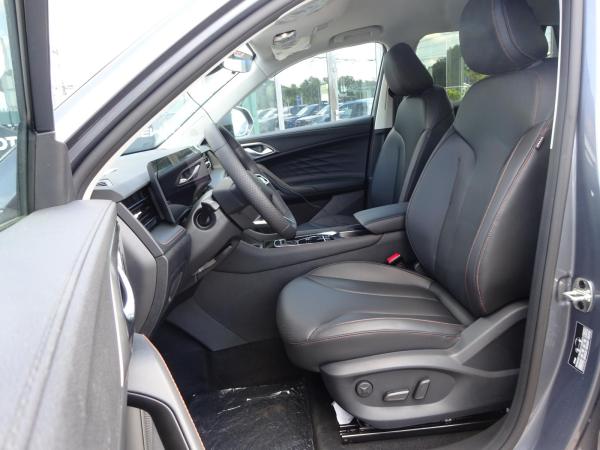 MG HS Luxury Hybrid +