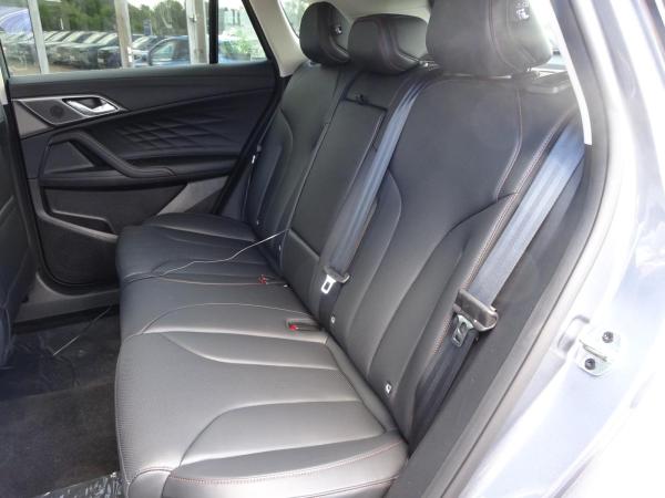 MG HS Luxury Hybrid +