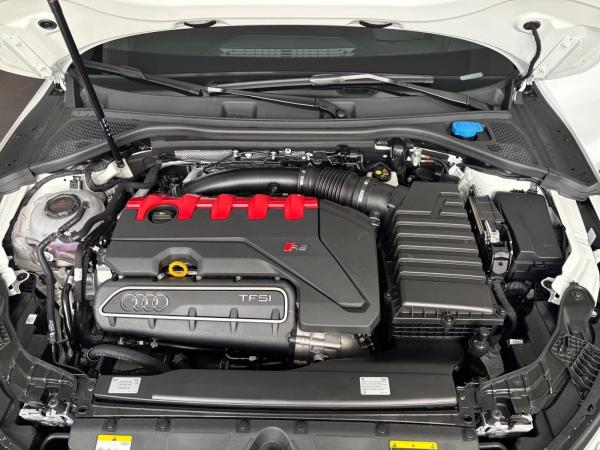 Audi RS3 Sportback S tronic 5J-GARANTIE,NAVI,MATRIX,KAMERA,KLIMA,PDC,GRA