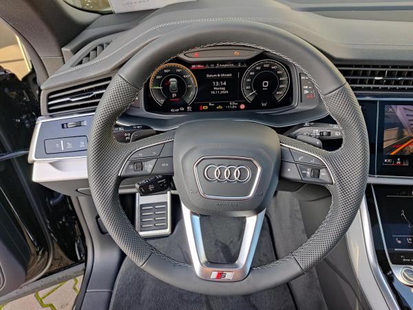 Audi Q8 60 TFSI e S line business 360kW/ 490 PS !Dienstwagen 0,5%!