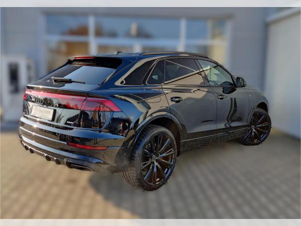 Audi Q8 60 TFSI e S line business 360kW/ 490 PS !Dienstwagen 0,5%!