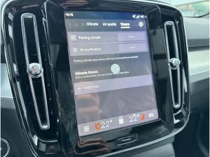 Volvo XC40 B4 DKG ULTRA DARK - Inklusive Anhängerkupplung! - Standheizung - Sofort lieferbar!