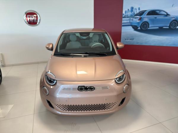 Fiat 500e La Prima  Abholung Mannheim