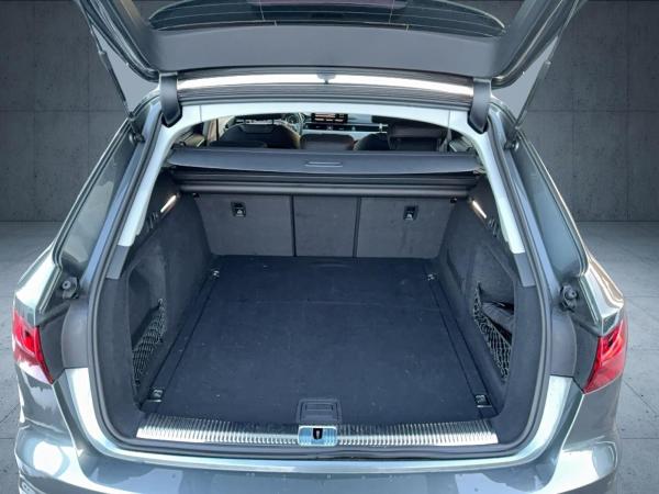 Audi A4 Avant S line 40 TDI qu. S tr. LED Tour Cam