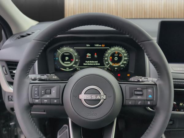 Nissan Qashqai HUD, SHZ, 360°, WinterPaket
