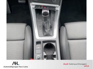 Audi Q3 35 TFSI advanced S-tronic LED Navi ACC AHK Optik schwarz