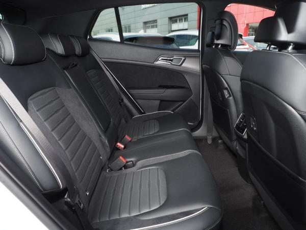 Kia Sportage 1.6T AWD DCT GT Line DRIVE GD SOUND