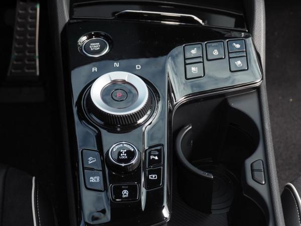 Kia Sportage 1.6T AWD DCT GT Line DRIVE GD SOUND