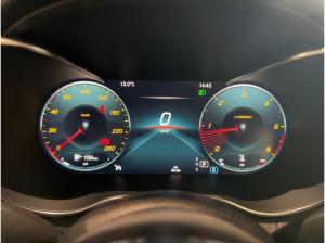 Mercedes-Benz C 220 d AMG Line LED Kamera Panorama Sitzheizung